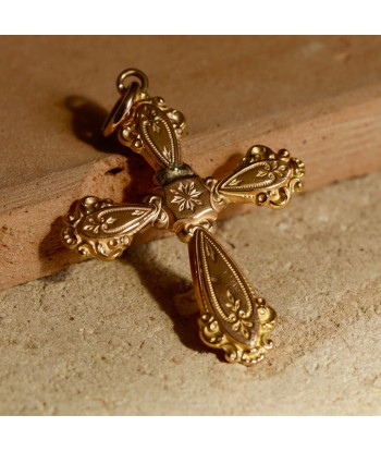 Pendentif croix ancienne 1850 s'inspire de l'anatomie humaine