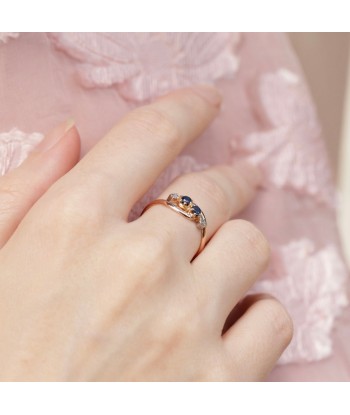 Bague mouvementée saphirs et diamants taille rose en linge