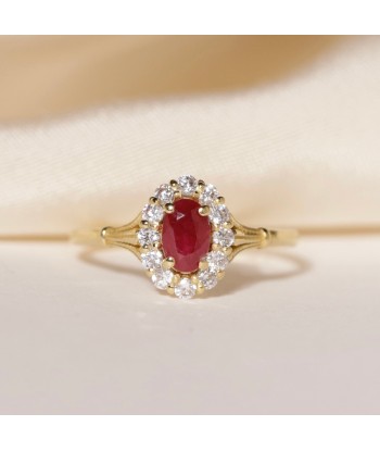 Bague Aurora rubis diamants Dans la société mordern