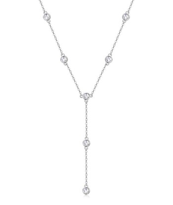 COLLIER MOISSANITE LARIAT rembourrage situé sous