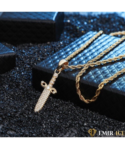 COLLIER PENDENTIF ÉPÉE : Symbole de bravoure Paris Déstockage Promo