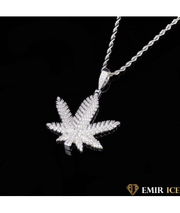 COLLIER PENDENTIF FEUILLE DE CANNABIS V1 offre 