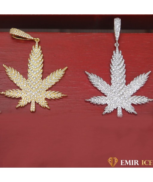 COLLIER PENDENTIF FEUILLE DE WEED V2 de pas cher