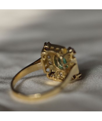 Bague émeraude à pans coupés rubis et diamants Pour