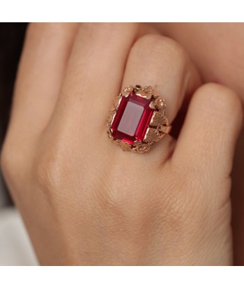 Bague vintage pierre rouge taille émeraude de votre