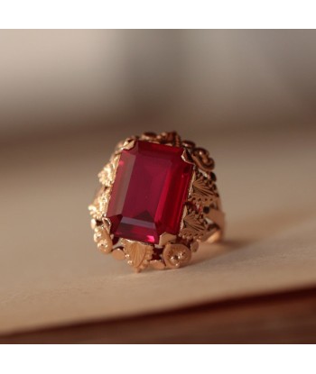 Bague vintage pierre rouge taille émeraude de votre