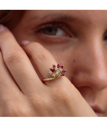 Bague paon rubis navettes et diamants de technologie