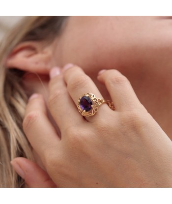 Bague à décors améthyste sur le site 