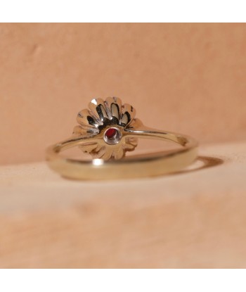 Bague marguerite or blanc 14 carats et rubis votre restaurant rapide dans 