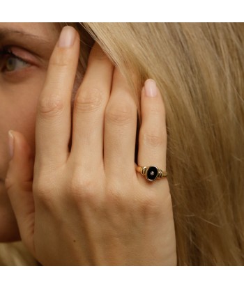 Bague chevalière onyx et brillant chez Cornerstreet bien 