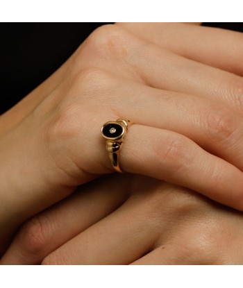 Bague chevalière onyx et brillant chez Cornerstreet bien 