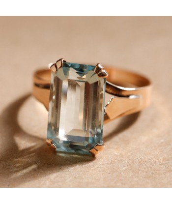 Bague vintage aigue-marine rectangulaire sur le site 