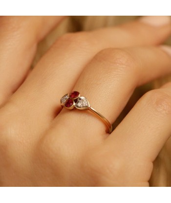 Bague ancienne or 18 carats rubis et petits coeur diamants ouvre sa boutique