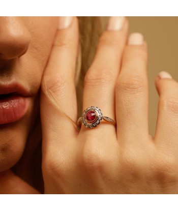 Bague fleur vintage deux ors pierre rose et diamants français