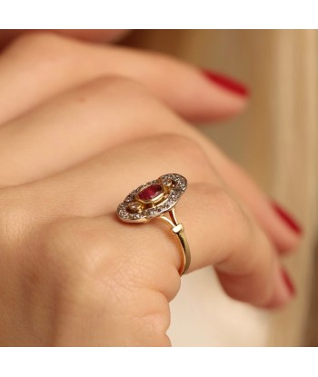 Bague marquise vintage ajourée rubis diamants l'évolution des habitudes 