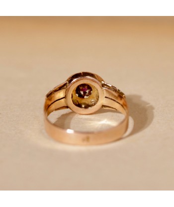 Bague ancienne ronde rubis entourage perles chez Cornerstreet bien 