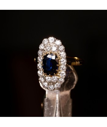 Bague navette saphirs diamants suggérées chez