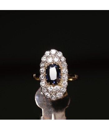 Bague navette saphirs diamants suggérées chez