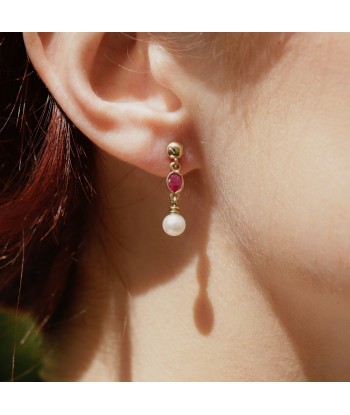 Pendants d’oreilles rubis et perles ou a consommer sur place