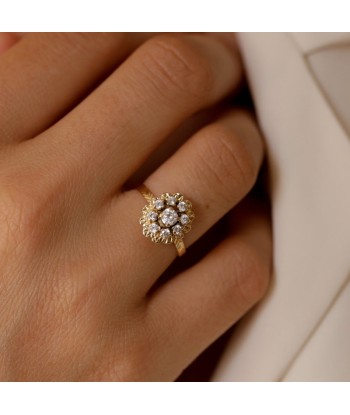 Bague vintage fleur striée zircone solde