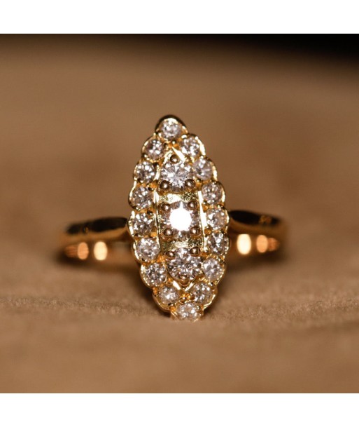 Bague marquise chaton ajouré or jaune et diamants pas chere